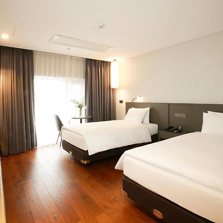 Westernlife Hotel Iksan ห้อง รูปภาพ